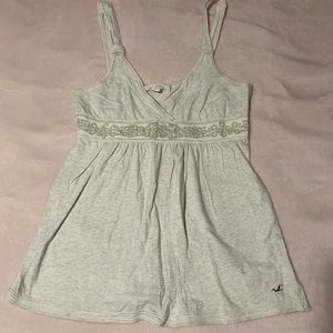 Hollister tank top size L